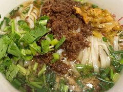 杂酱米粉-周记粉店(县正街店)