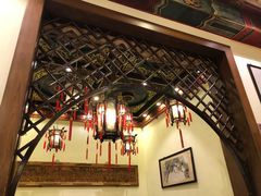 -梅龙镇酒家(南京西路总店)