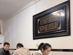 -刘信牛羊肉泡馍小炒(回民街店)