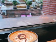 -潮一不贰·法式甜品·生日蛋糕·西式简餐(外滩店)