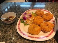 鱼饼-中国城银都鱼翅酒楼