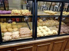 面包甜点陈列柜-丁香西饼屋(桂林路店)