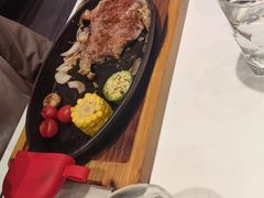 -尊品牛排(绳金塔店)
