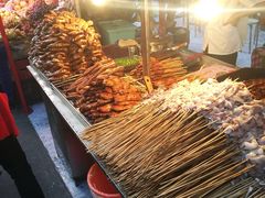 -正宁路小吃夜市