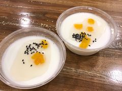 手工酸奶-清真·玛丽亚新疆菜主题餐厅(浙江中路店)