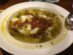 -鱼亨小鲜酸菜鱼(大信店)