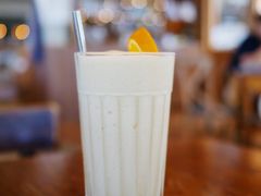 creamsicke shake-ROAST coffee & eatery