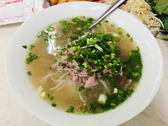 生牛肉pho-Pho Hoa Pasteur