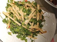 -小桃红·东北菜·春饼烤鸭(南阳湖街店)