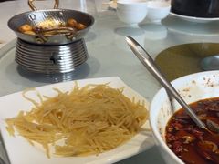 -峨嵋小镇·川菜(正定朗华店)