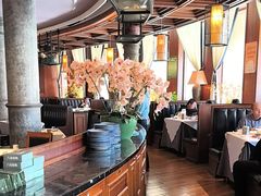 -八府香鸭·啫啫煲(华山路店)