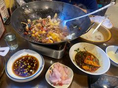 -富正毅三下锅·湘西韵味(天门山索道店)