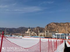 -荣盛康旅野三坡滑雪场