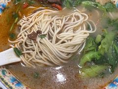 -金杨拉面王小吃面馆·牛三宝面·红烧牛肉粉