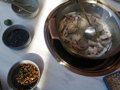 -喃喃椰·糟粕醋·椰子鸡火锅(七堡花园店)