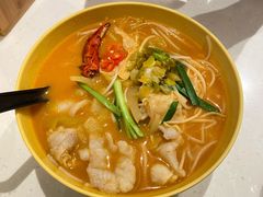 -谭仔米线(皇庭广场店)