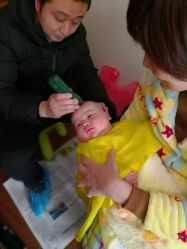 -龙文宝贝上门婴儿理发满月剃胎毛(黄浦店)