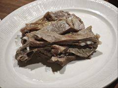 手抓羊肋条肉-贯贯吉·清真餐厅(浙江中路店)