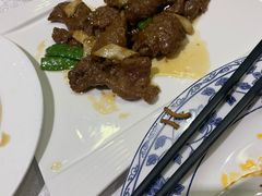 -梅龙镇酒家(南京西路总店)