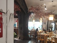 -偶屋里钵少爷(时代广场店)