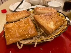 -洞庭洲·防空洞火锅·烧烤·铜锅涮肉(新百广场店)