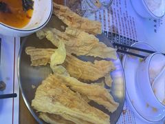 -后街佬·炭火鲜鱼杂(南城店)