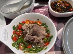 -洪氏嗨捞·广东猪肚鸡·椰子鸡火锅(西咸万象城店)