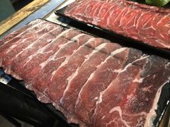 -虾弄弄海派小龙虾·牛羊蝎子火锅