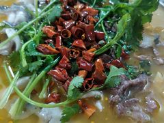 水煮鱼拼牛肉-胖胖板凳面