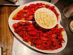 -龙巢盱眙龙虾·牛蛙·烧烤宵夜(八卦岭店)