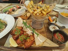 -Mark&Mars Restaurant