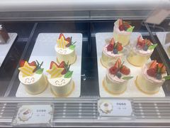 -花花卷卷·鲜食蛋糕(静安久光百货店)