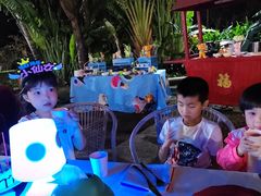 -水桶王国主题餐厅·聚会·生日派对·亲子活动·家庭套餐(亚龙湾希尔顿店)