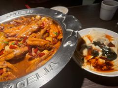 -胖哥俩肉蟹煲(上海悦荟广场店)