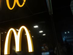 -麦当劳(中山公园龙之梦店)