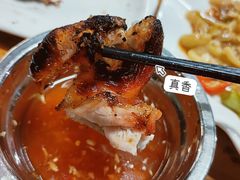 -黄记四更烤乳猪店