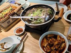 -全牛匠·乐山跷脚牛肉(新中关店)