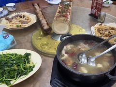 -盛得农家美食·无花果浸鸡·古法烧鸡·竹筒饭(白水寨森林海店)