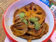 -老闵田螺馆·南昌特色小炒(梦时代店)