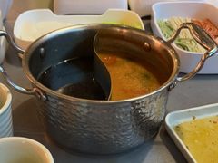 绿椒黄柿子锅-君邦火锅(新疆大厦店)