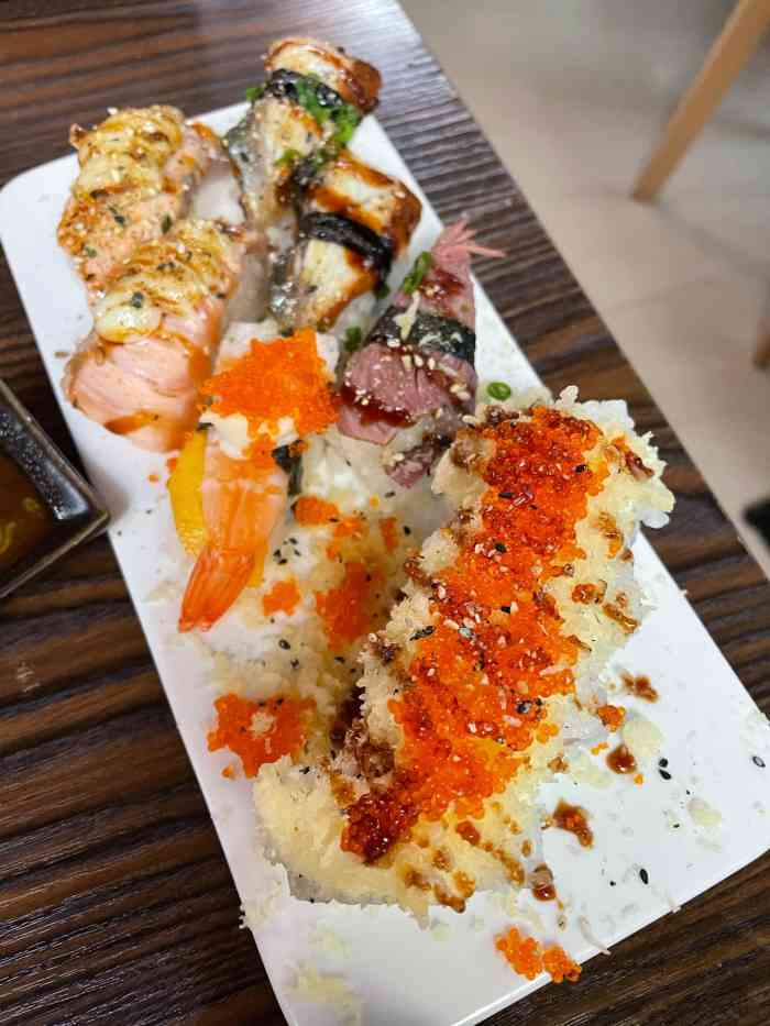 j先生寿司(美地雅登店)-"[薄荷]环境:美的雅登附近,路边门店,.