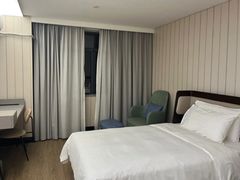 -汉庭(上海虹桥机场新店)