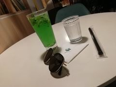 -有何Book(六堰体育馆店)