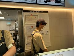 -喜茶(上海淮海中路渔阳里店)