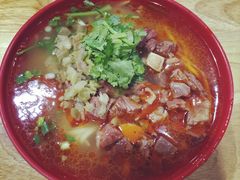 -魏旺湖北正宗牛肉面(硚口公园店)