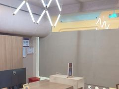 -灸春堂·艾灸·痛症·整脊连锁(之江银泰店)