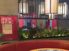 -杨肥肠火锅大排档(火车站花园店)