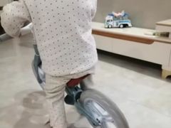 -八爪矩阵极限运动馆·儿童平衡车·感统训练(南海子公园校区)