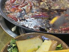 -黄潇洒老火锅(九眼桥宏济巷店)