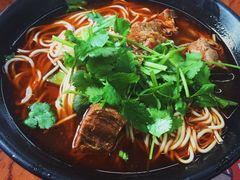 招牌牛肉面-丽影重庆小面(定西路店)